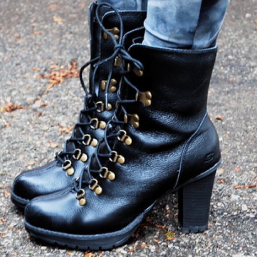 Skechers leather platform heeled Black combat Boots size 8 Y2K NEW 90’s goth